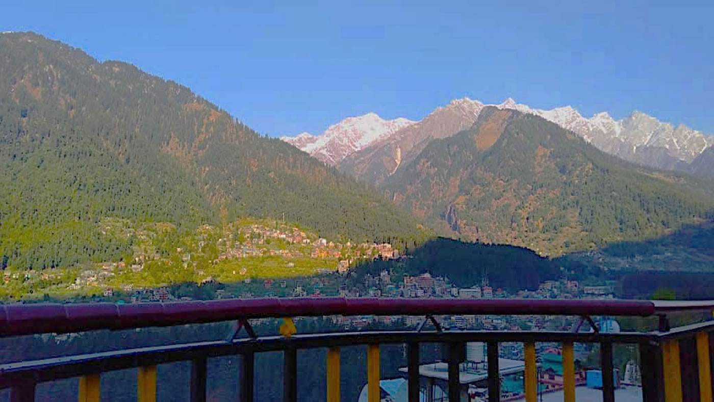 best hotel in manali himachal